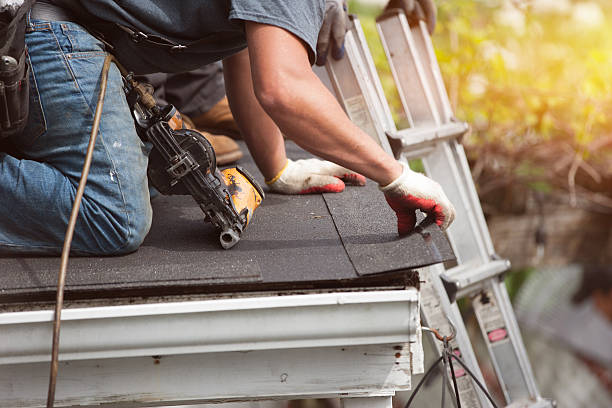 Best Roof Maintenance Services  in Newburg, WI